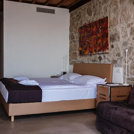 Valdonica Winery Fine Dine & Wine Sassofortino
